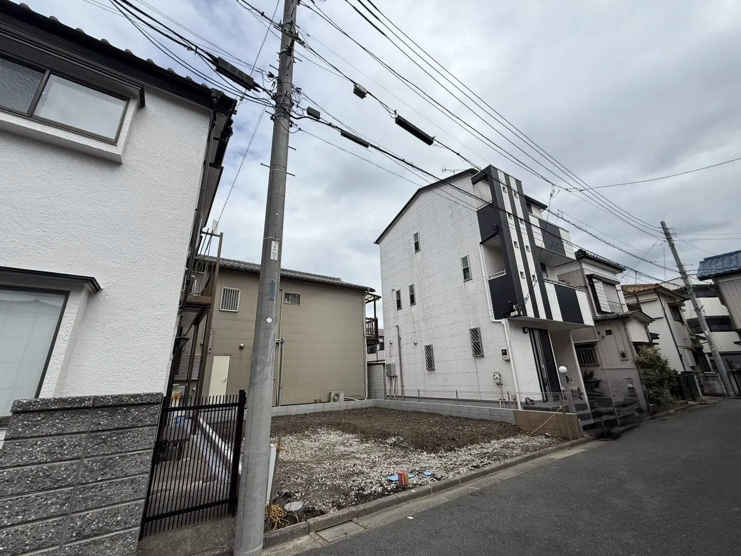 前面道路(2025.9月撮影)