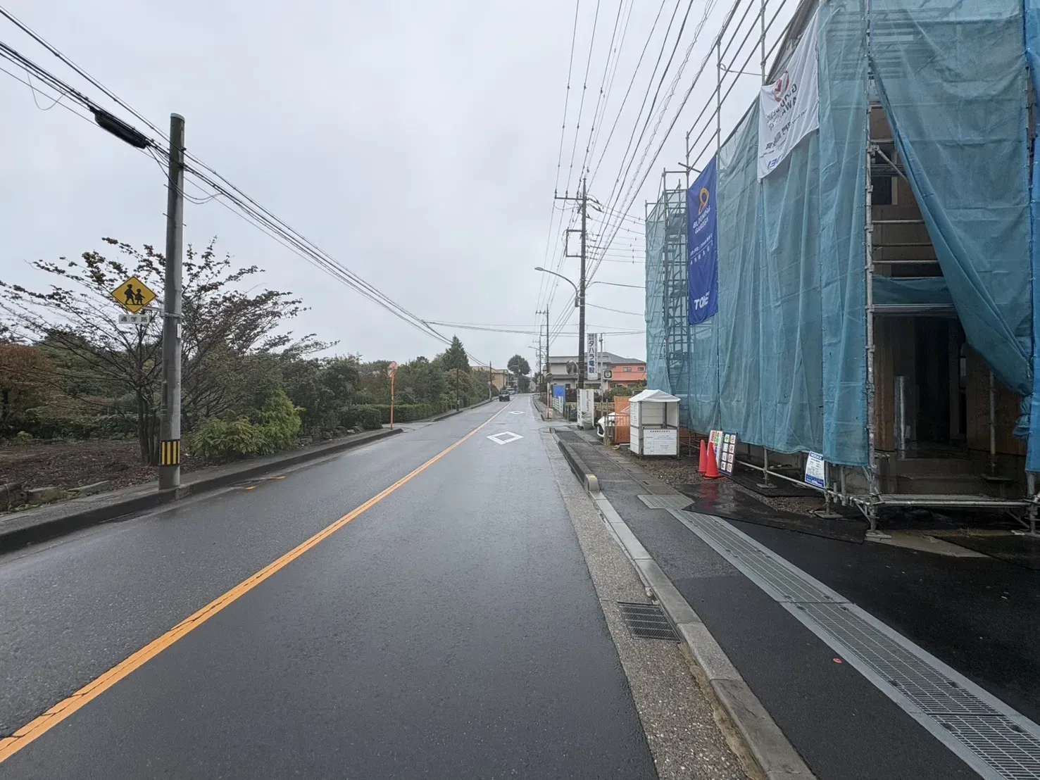 前面道路含む現地写真