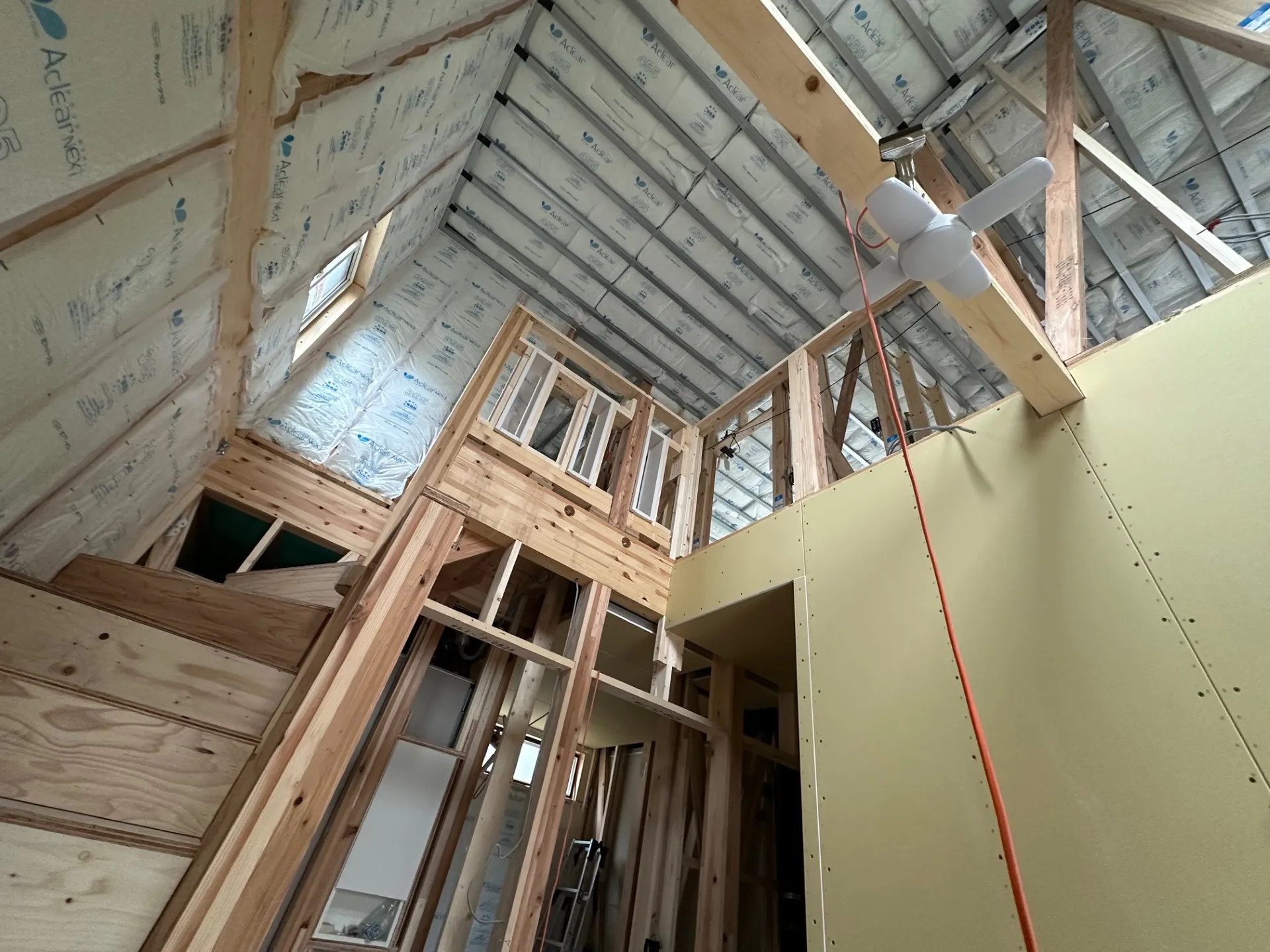 【玄関吹抜12月14日撮影】