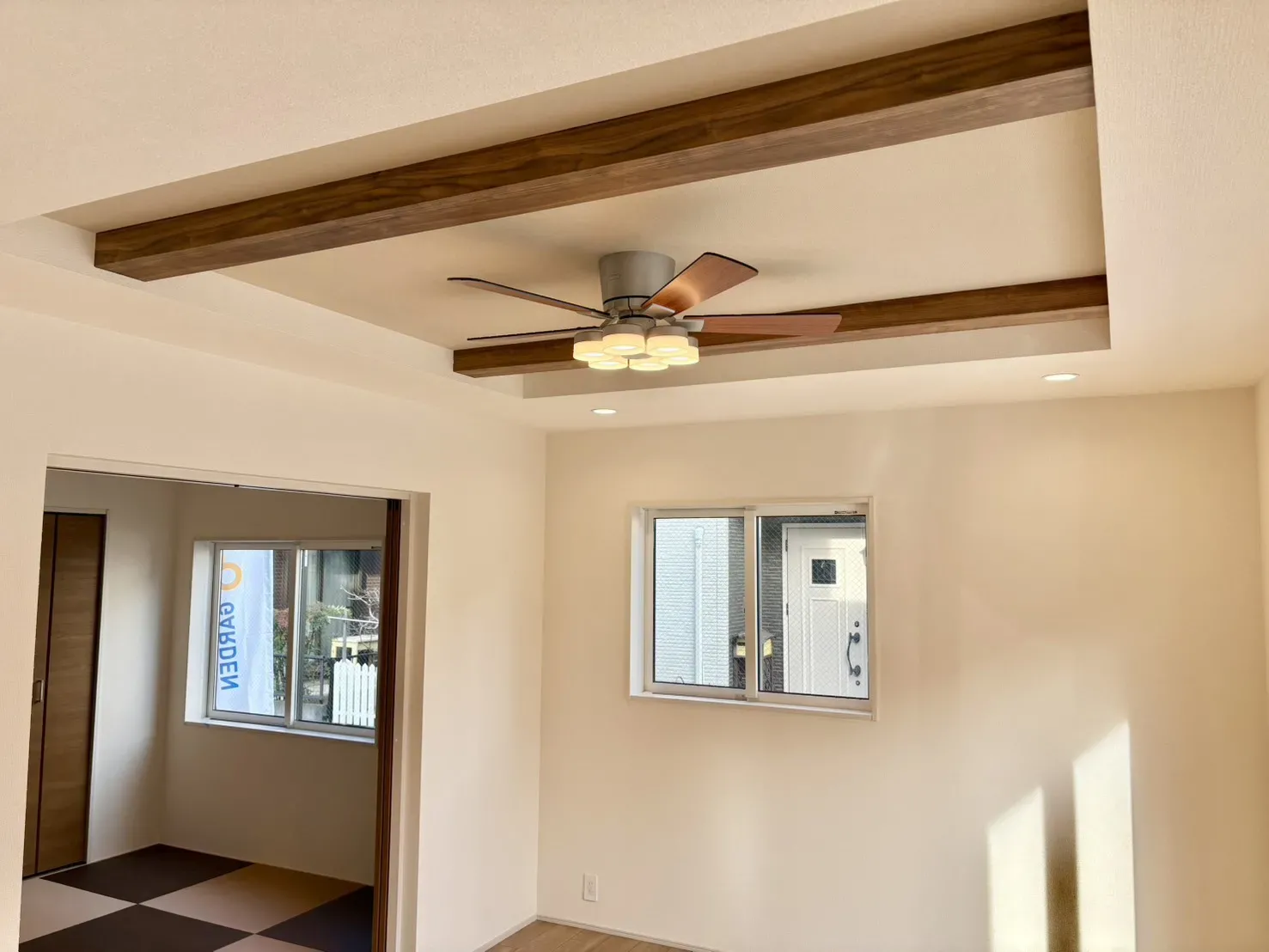 シーリングファン標準装備!