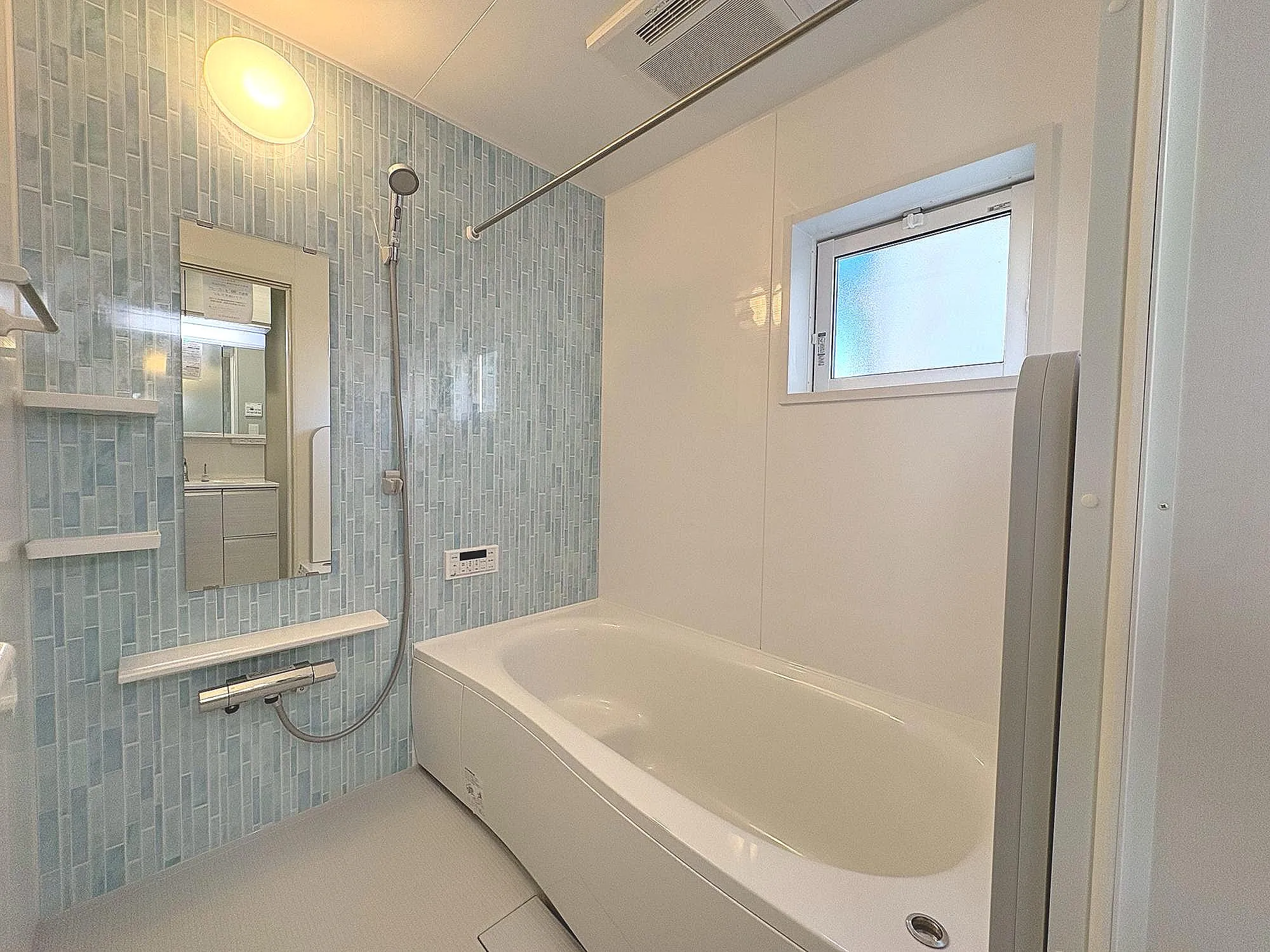 暖房換気乾燥機付浴室