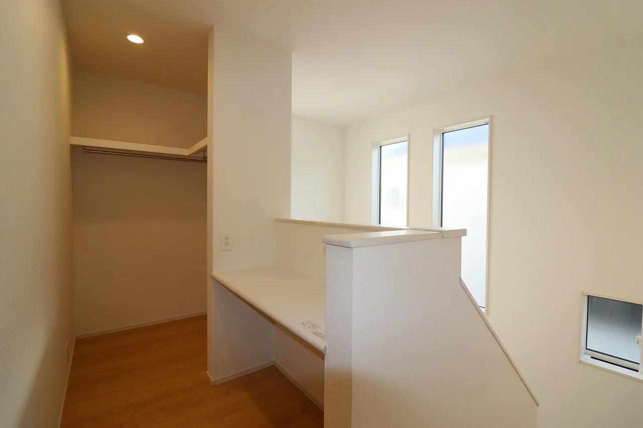 ①号棟　収納・カウンター