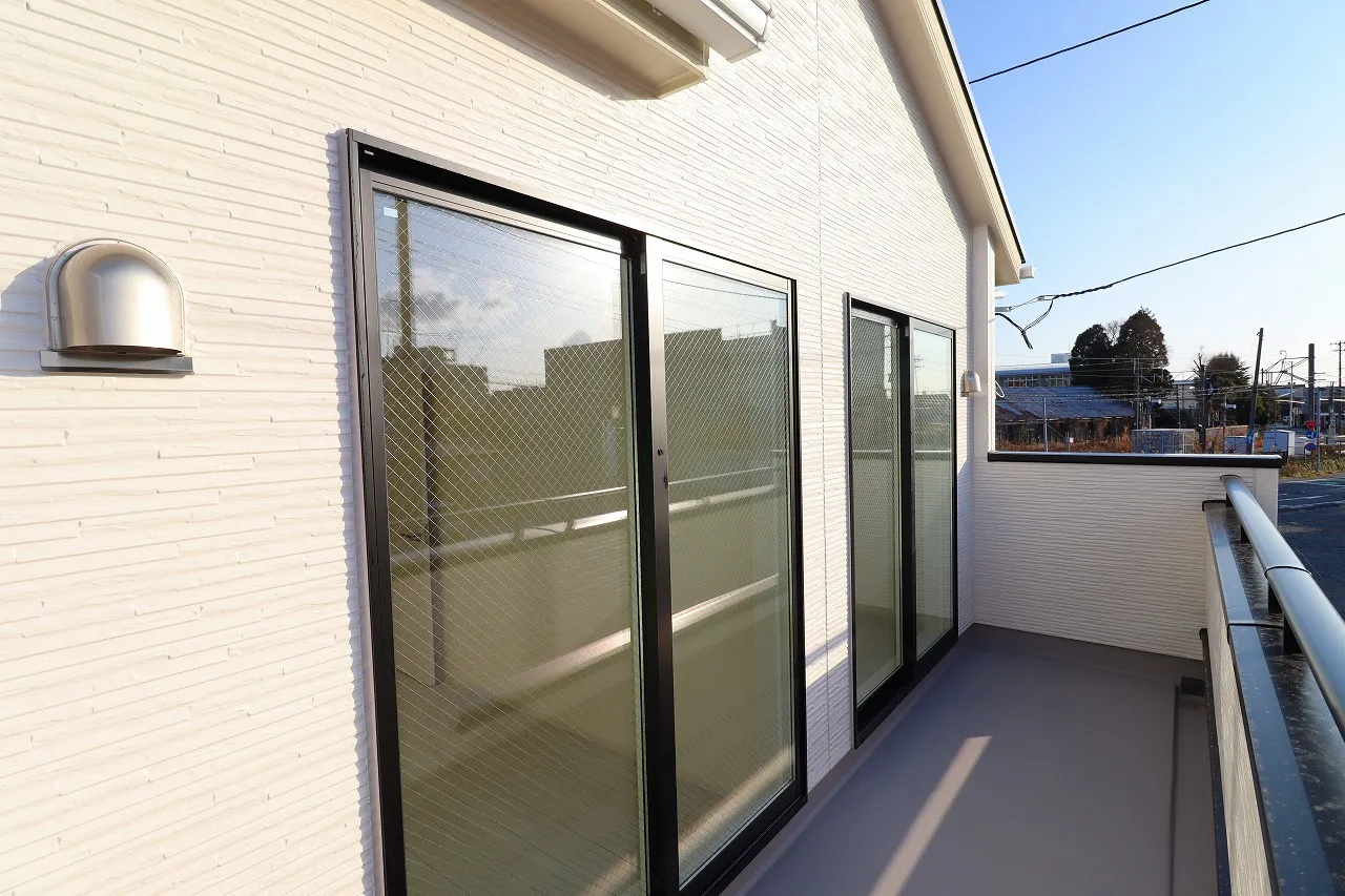 【1号棟バルコニー】 