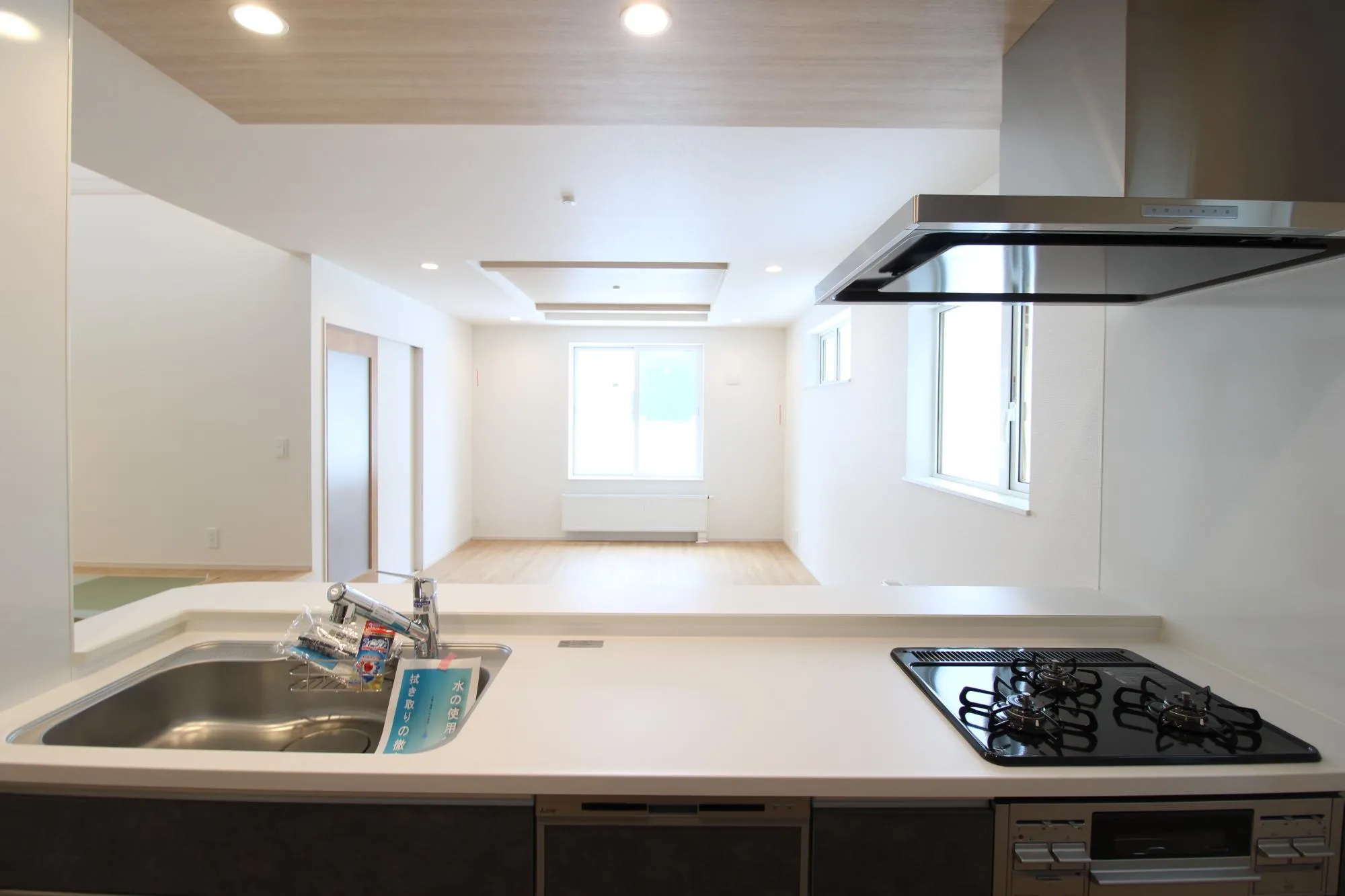 2号棟　キッチンリビング