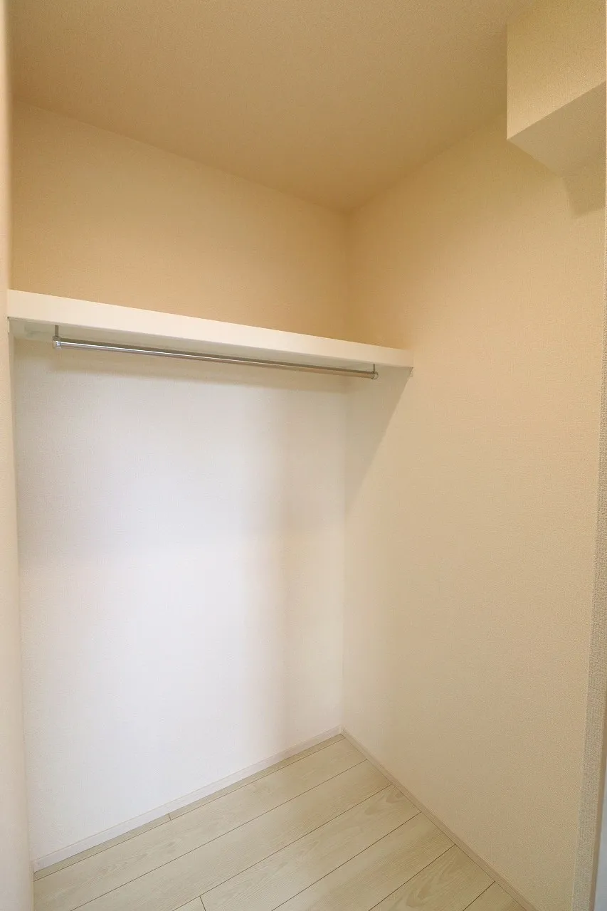 【1号棟ウォークインクローゼット】