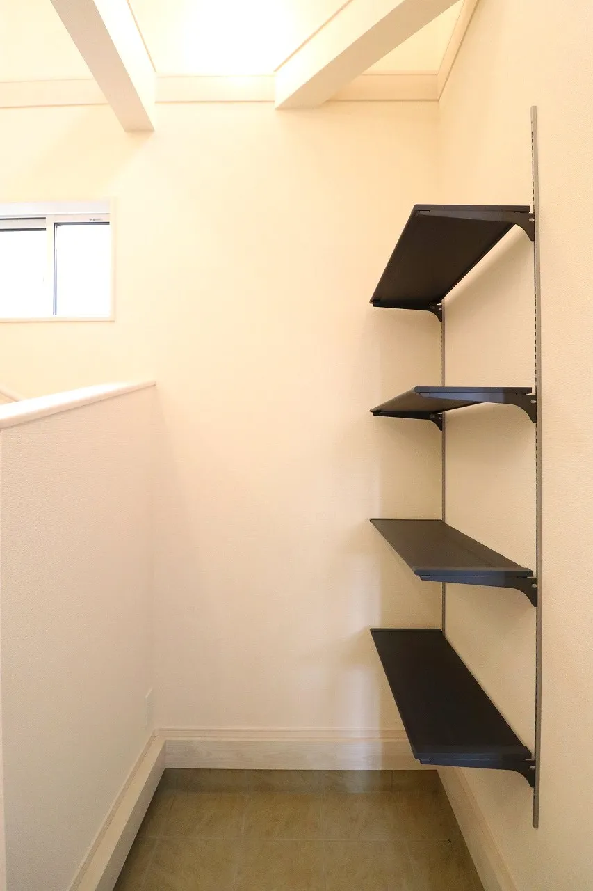 【1号棟土間収納】