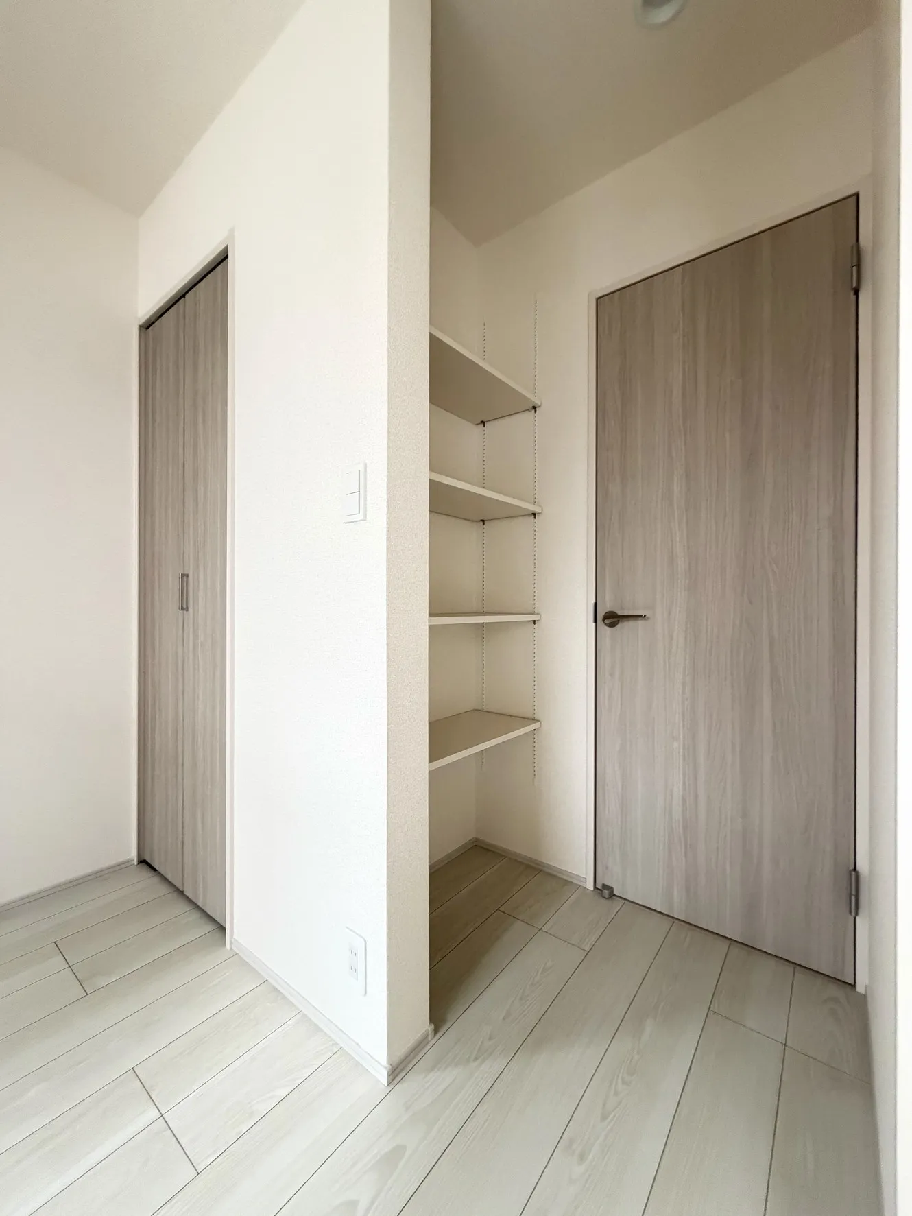 5.12帖洋室内可動棚