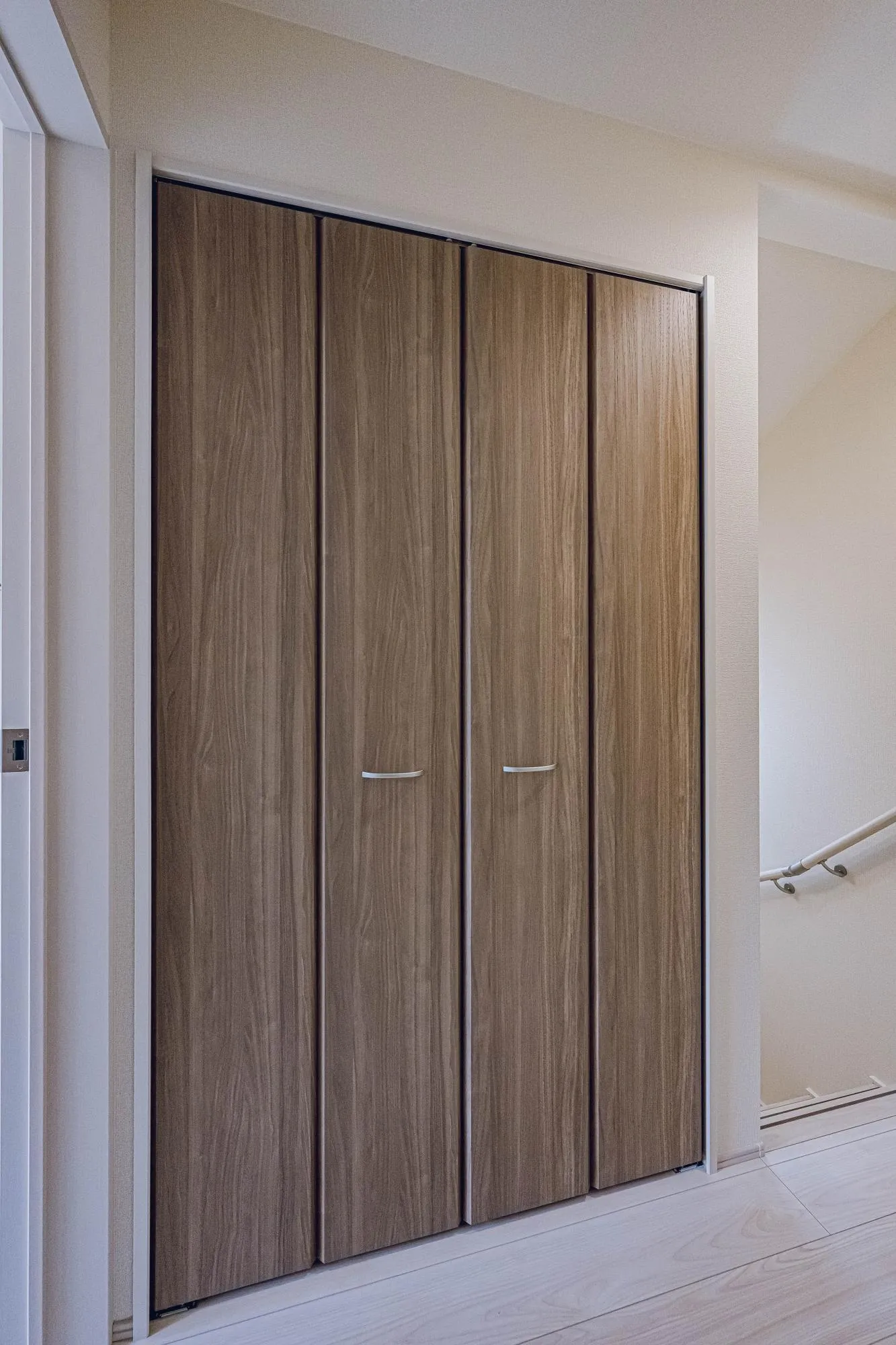 1号棟:2階の廊下収納