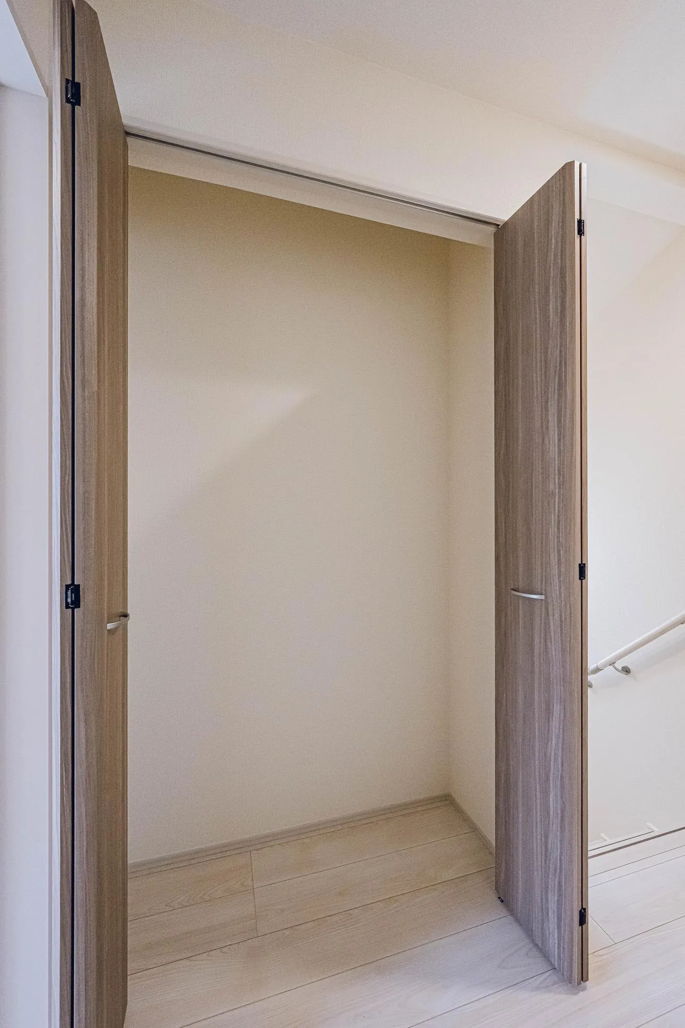 1号棟:2階の廊下収納