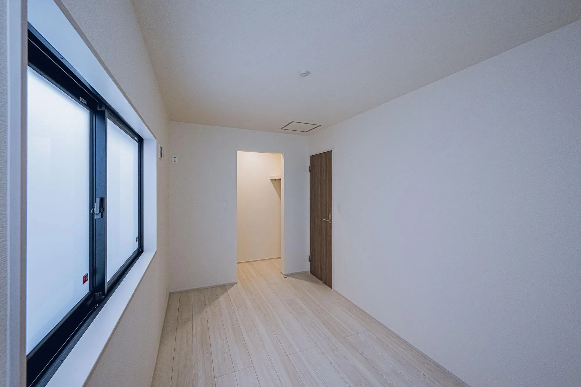 1号棟:洋室5.62　ウォークインクローゼット