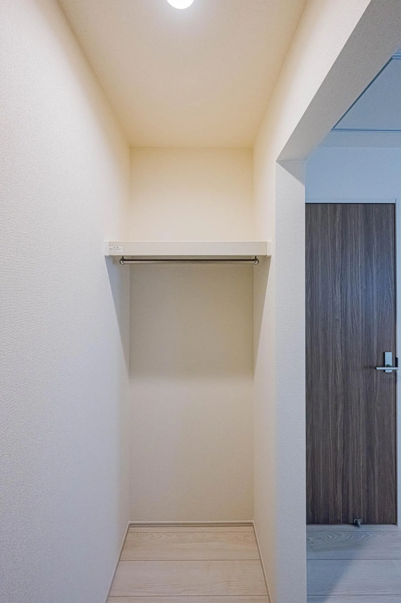 1号棟:洋室5.62　ウォークインクローゼット