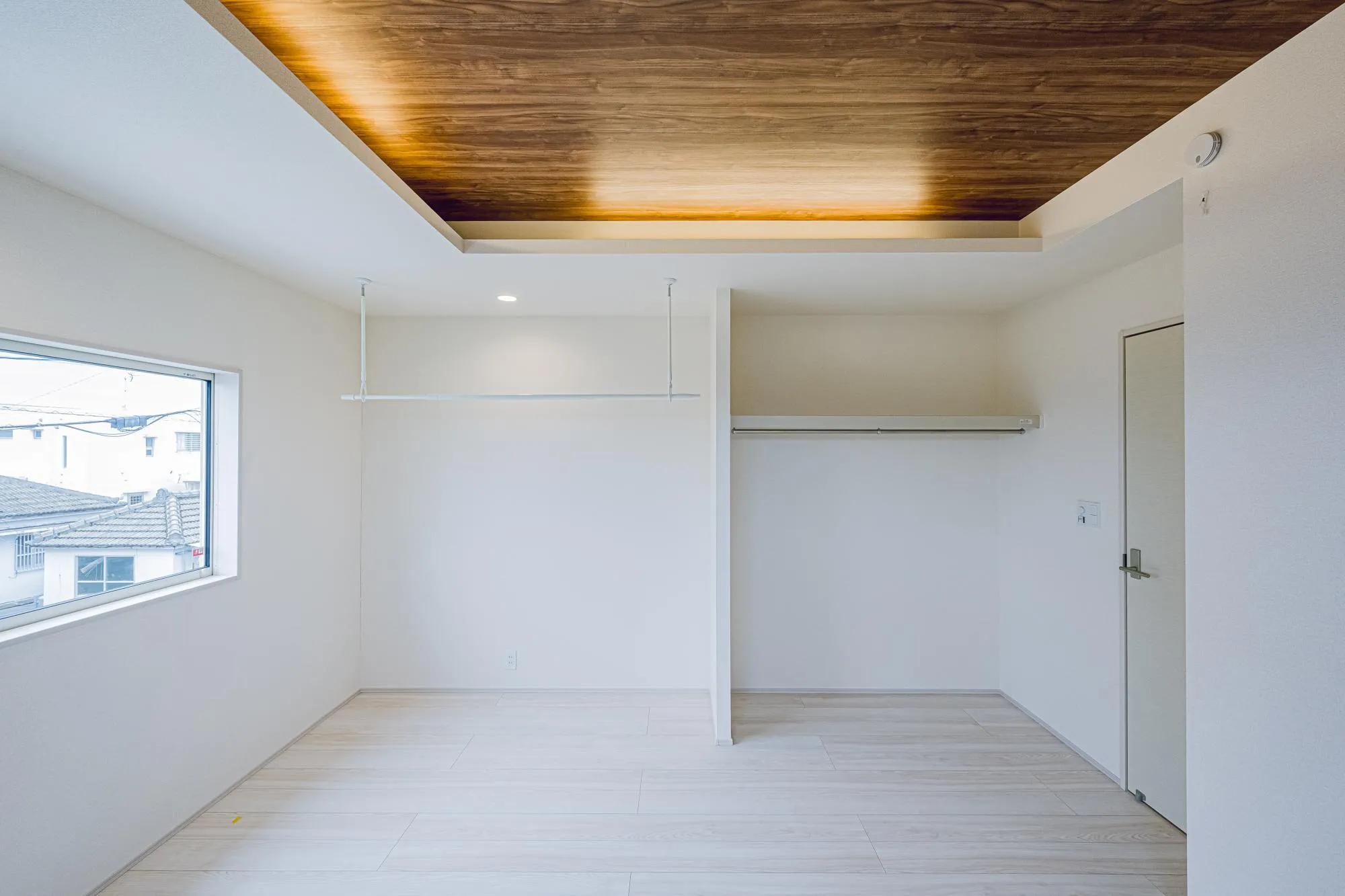 2号棟:洋室7.83帖　折上天井