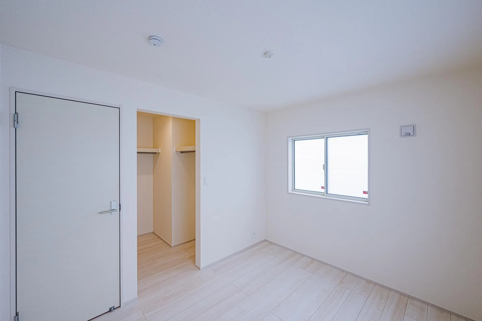 2号棟:洋室5.5上位　ウォークインクローゼット