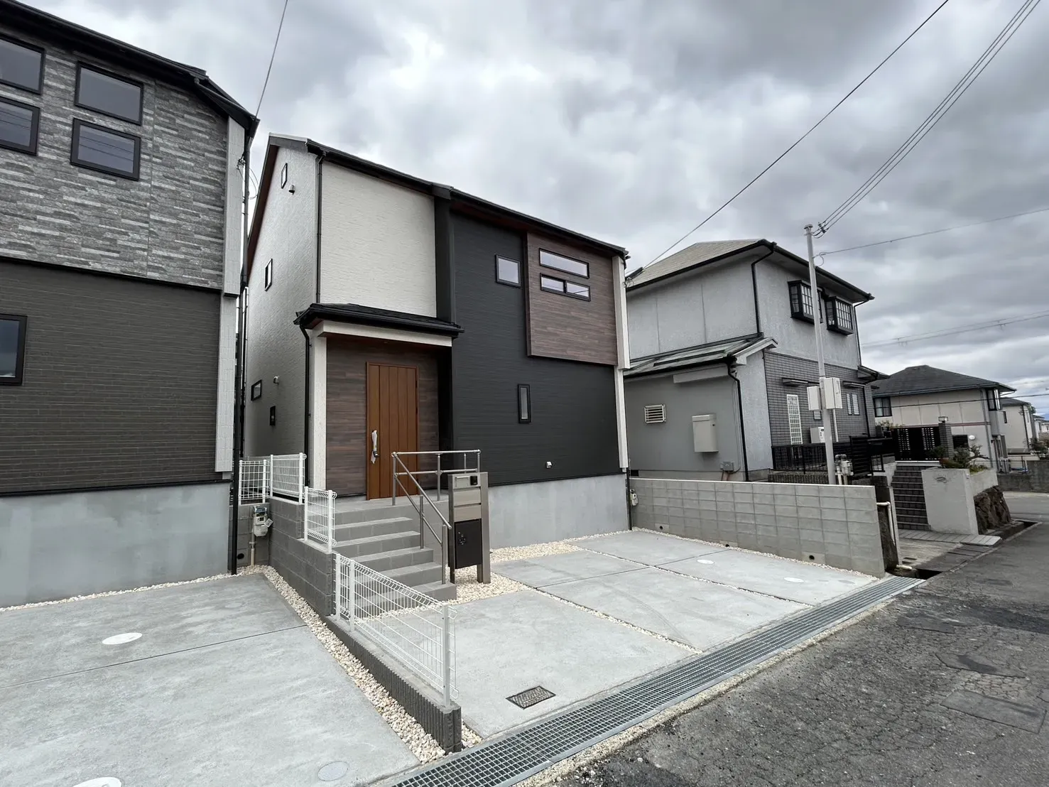 【①号棟外観】2026.3.15撮影