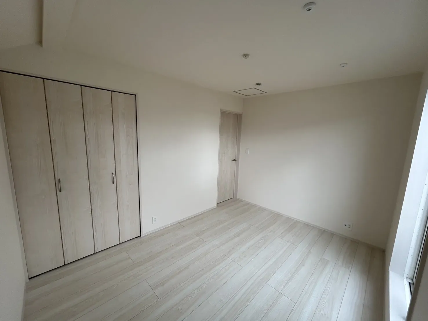 【①号棟6.0帖洋室】
