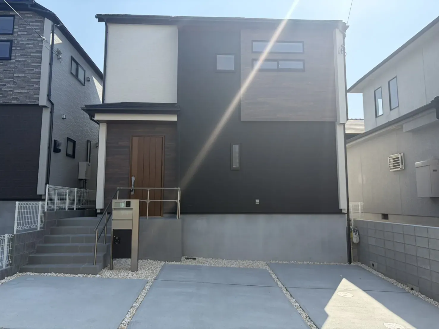 【①号棟外観】2026.3.21撮影