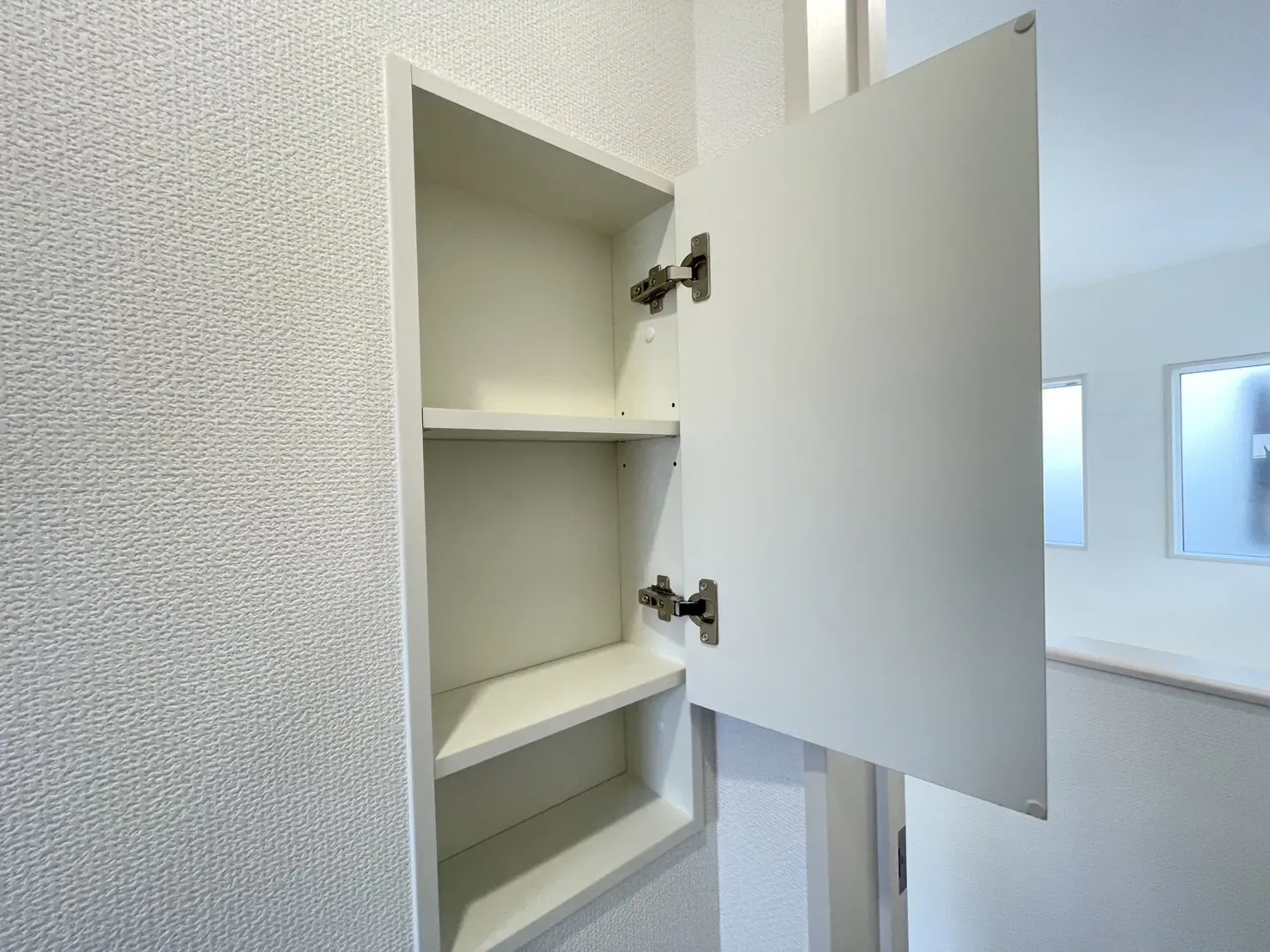 2号棟　トイレ　壁面収納