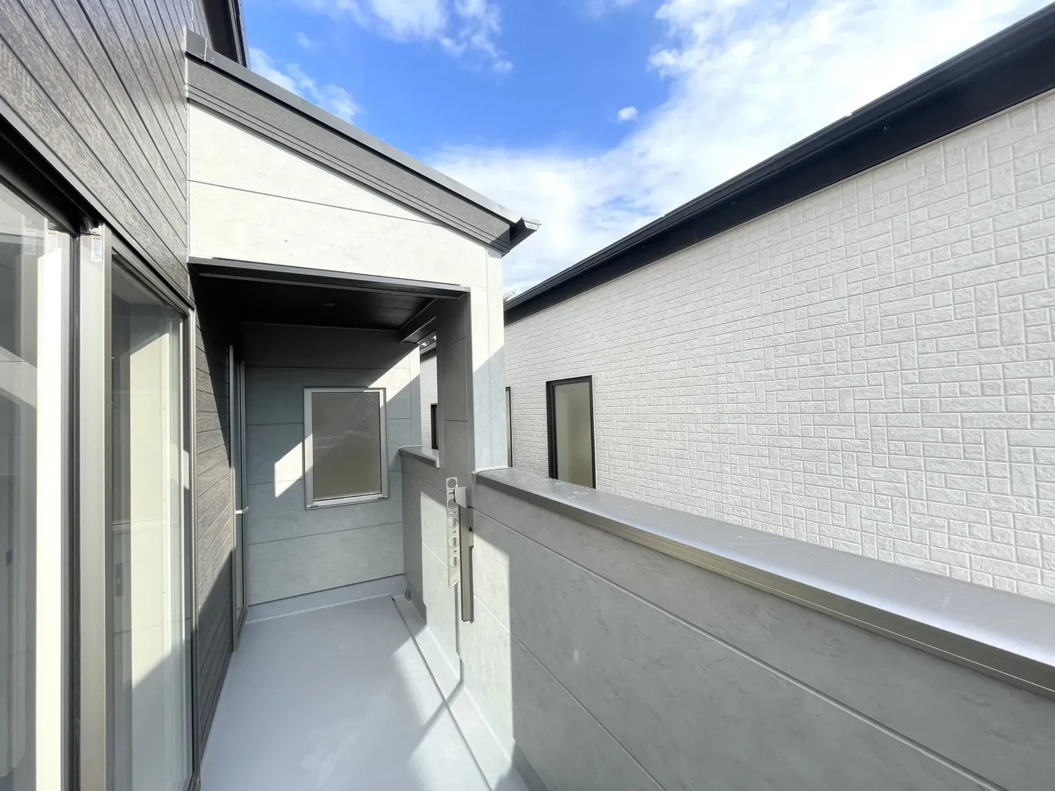 2号棟　インナーバルコニー