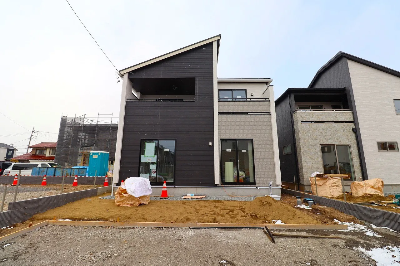 【2号棟外観写真】