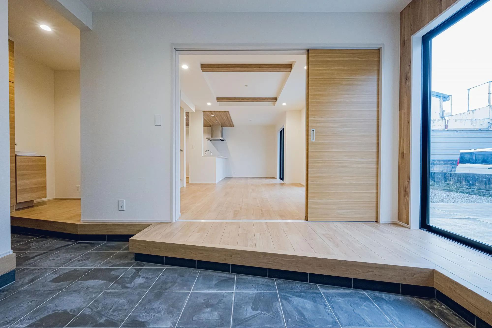 玄関:マルチエントランス