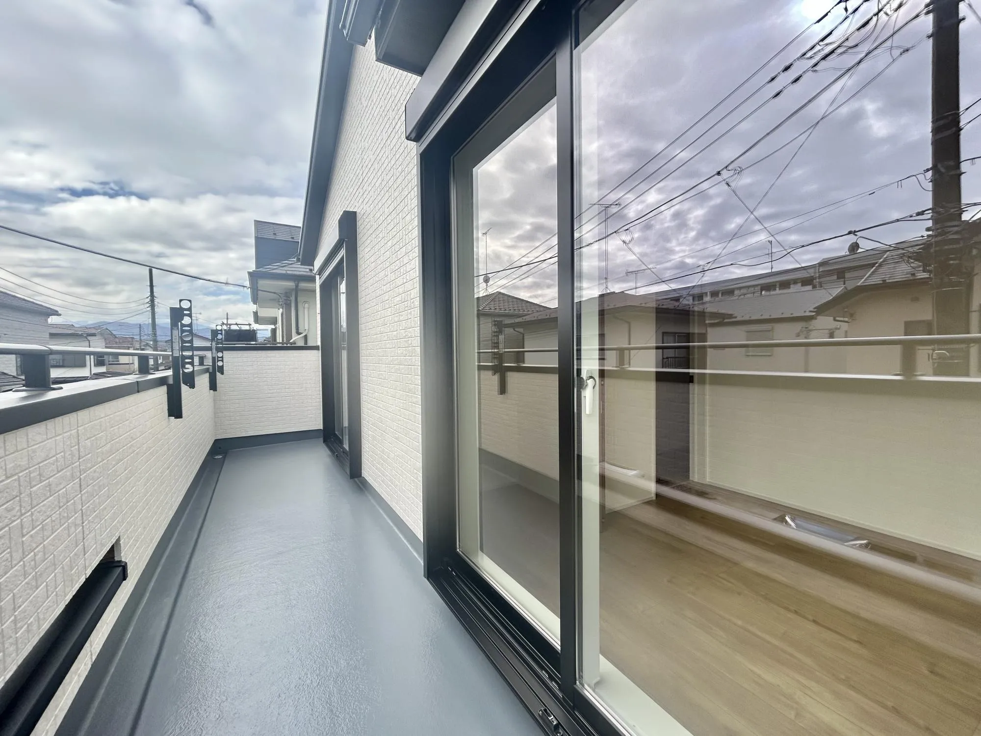 2面バルコニーを採用し、明るく風通しの良い空間を感じられます♪