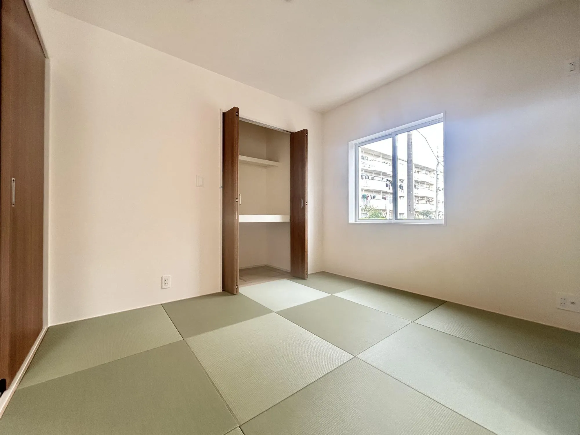 LDKと一体になっており、ご両親などご来客があった際にも広々ご使用いただけます◎