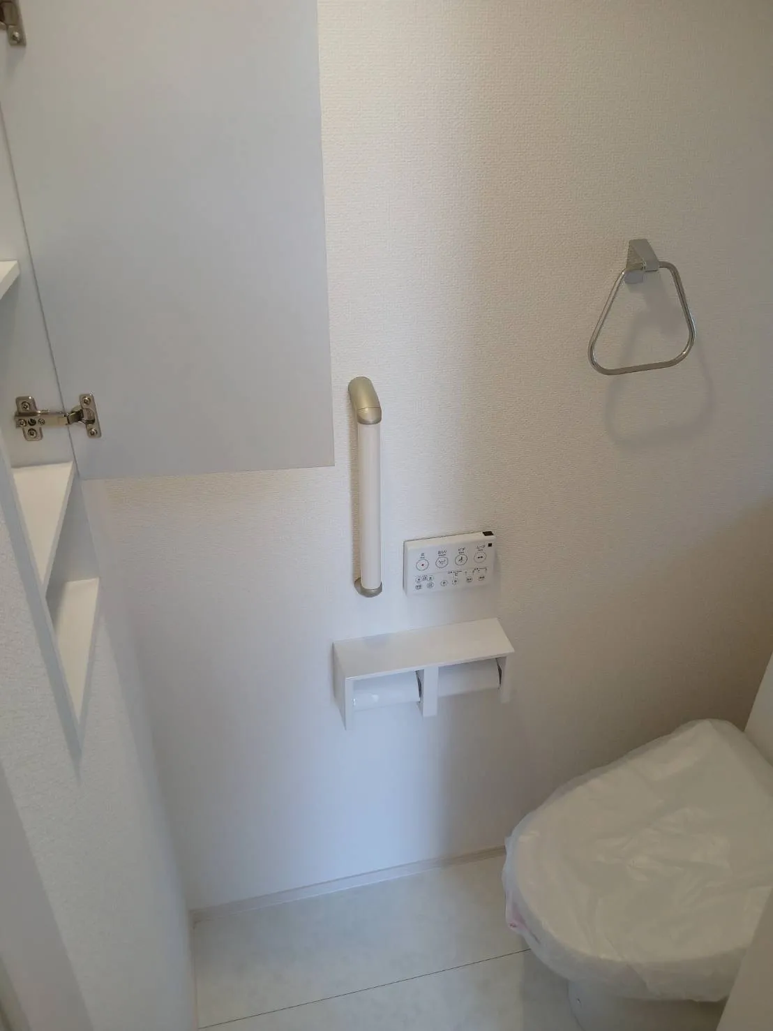 1階トイレ1号棟