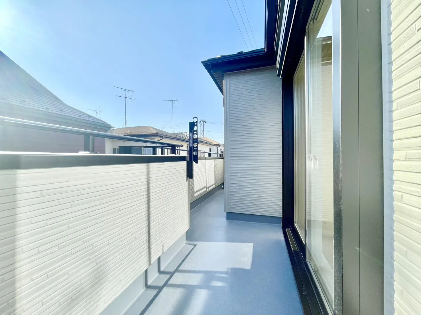 【バルコニー】