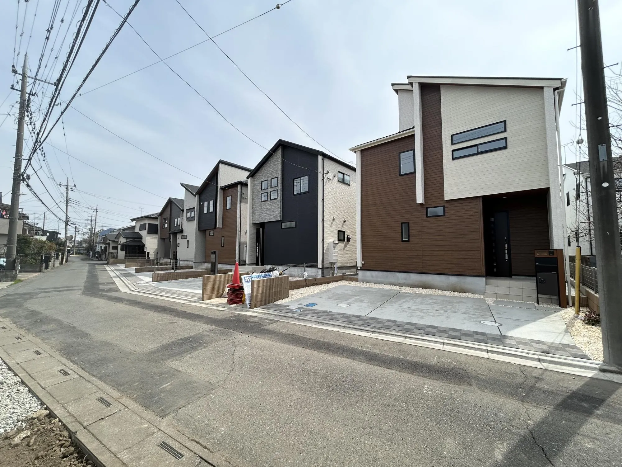 幅員約4.2m　公道　外観写真