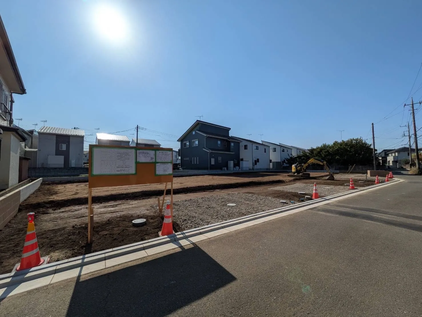 【更地写真】閑静な住宅街に佇む全5棟誕生