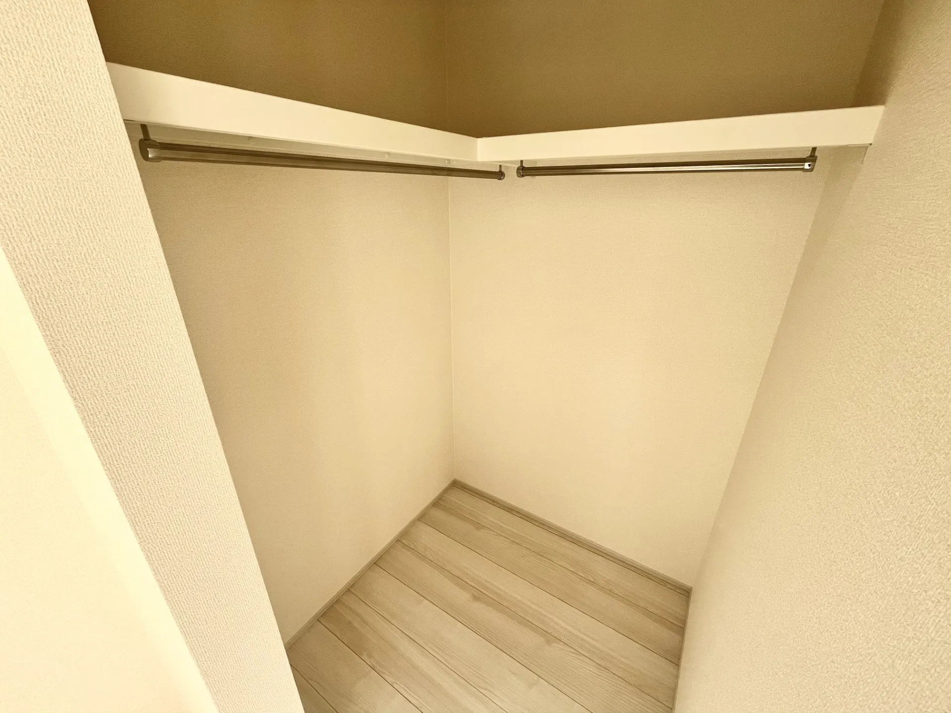 【2号棟】可変型洋室WIC