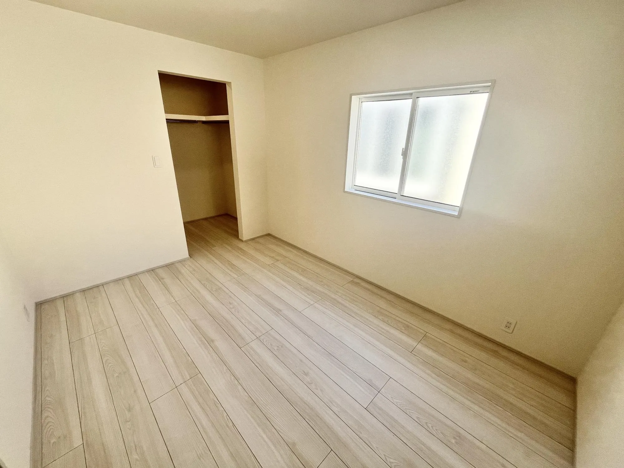 ウォークインクローゼット付の洋室【1号棟】