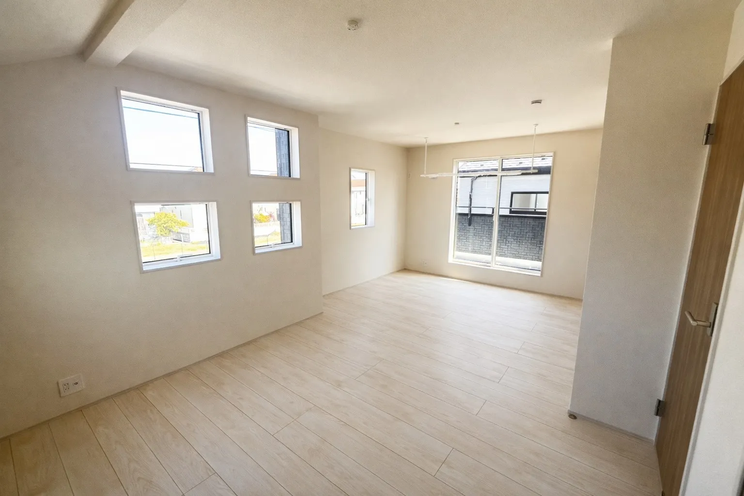 【主寝室:1号棟】