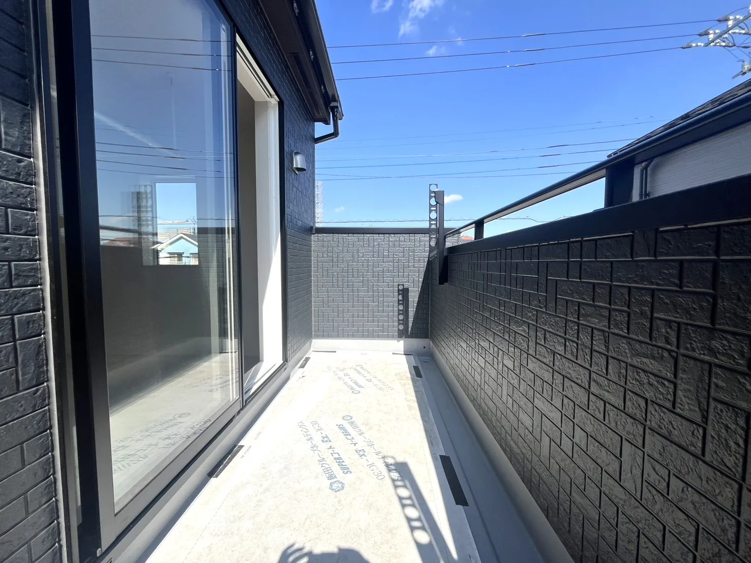 【バルコニー東側:1号棟】