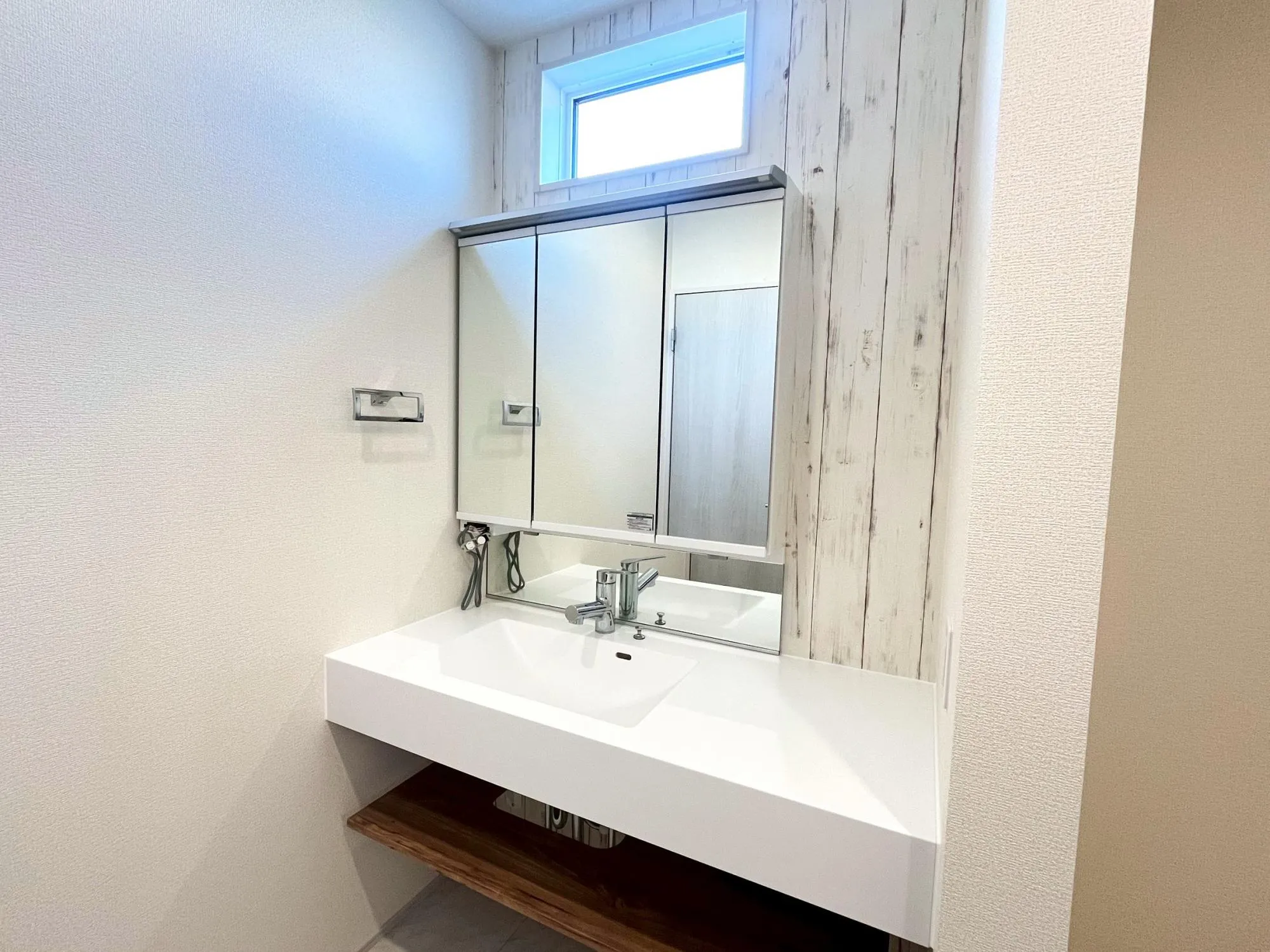 【洗面所:2号棟】