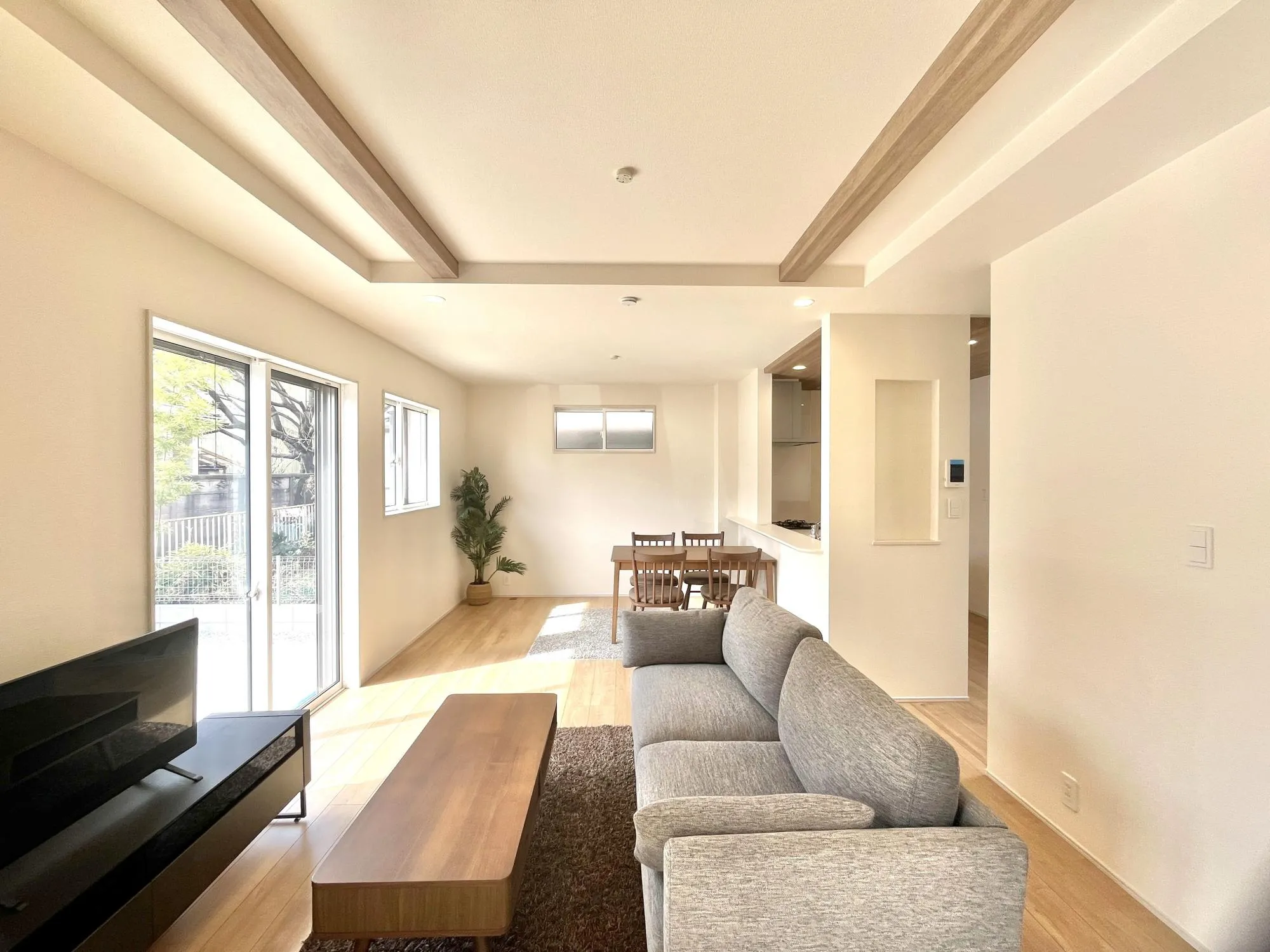 家族みんながゆったりくつろげる、16.0畳の広々LDK