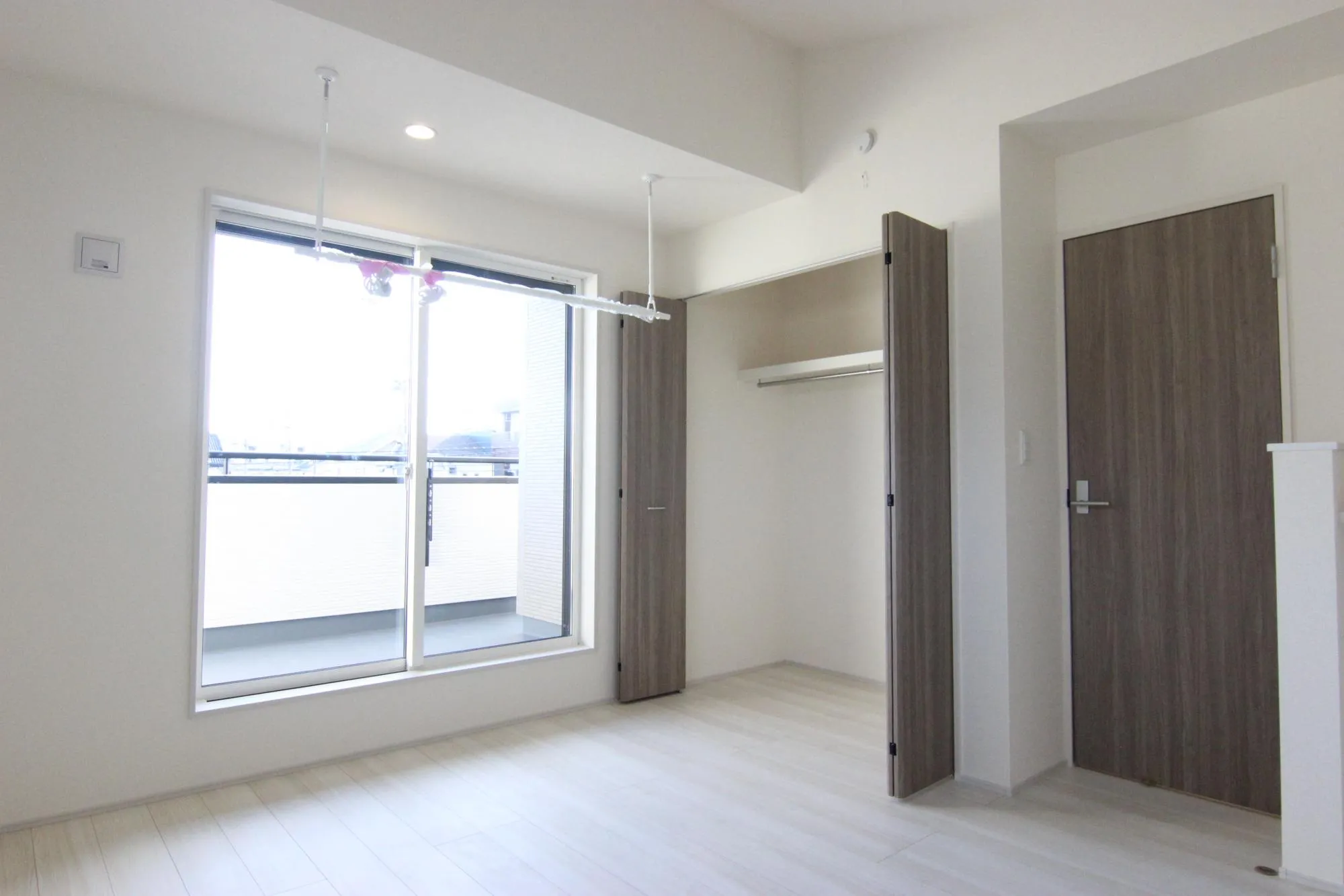 洋室・主寝室 R7.11.23