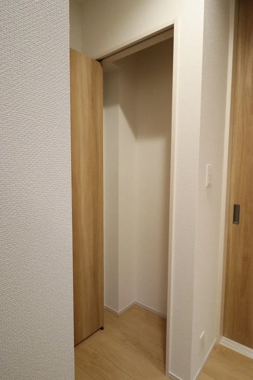 ①号棟　1階廊下クローゼット