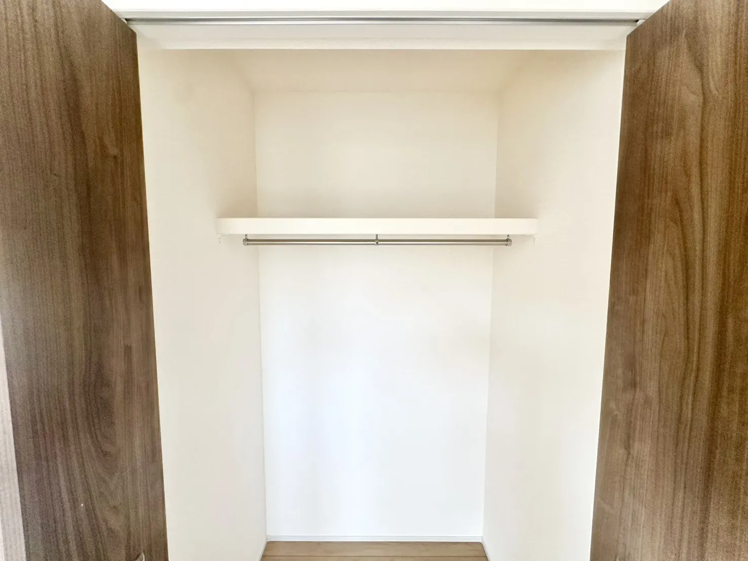 1号棟:クローゼット(11/22)