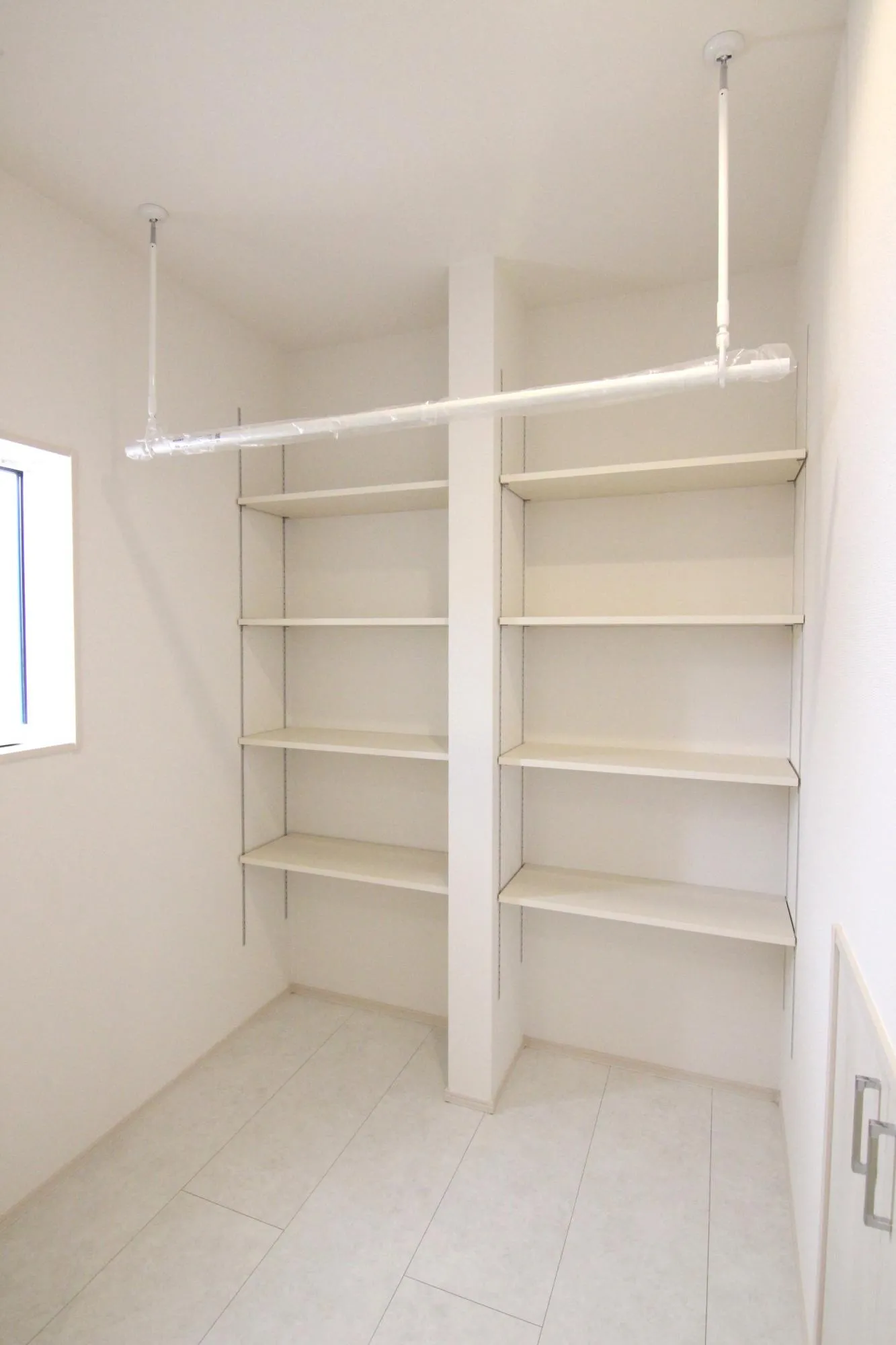 【洗面所可動棚】【1号棟】