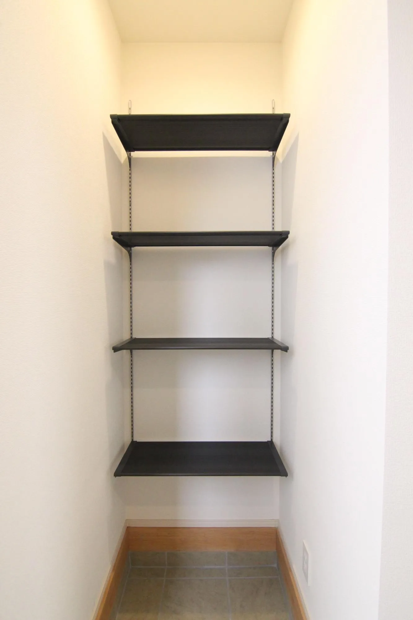 【玄関可動棚】【1号棟】