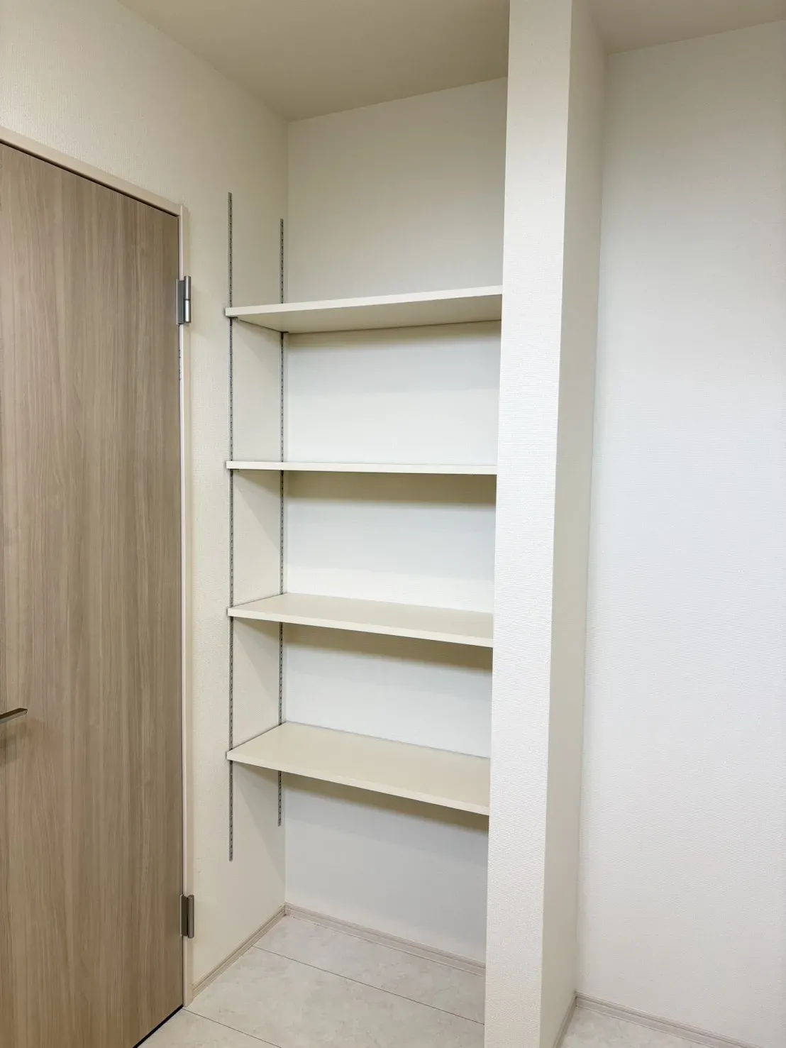 【洗面所収納】【2号棟】