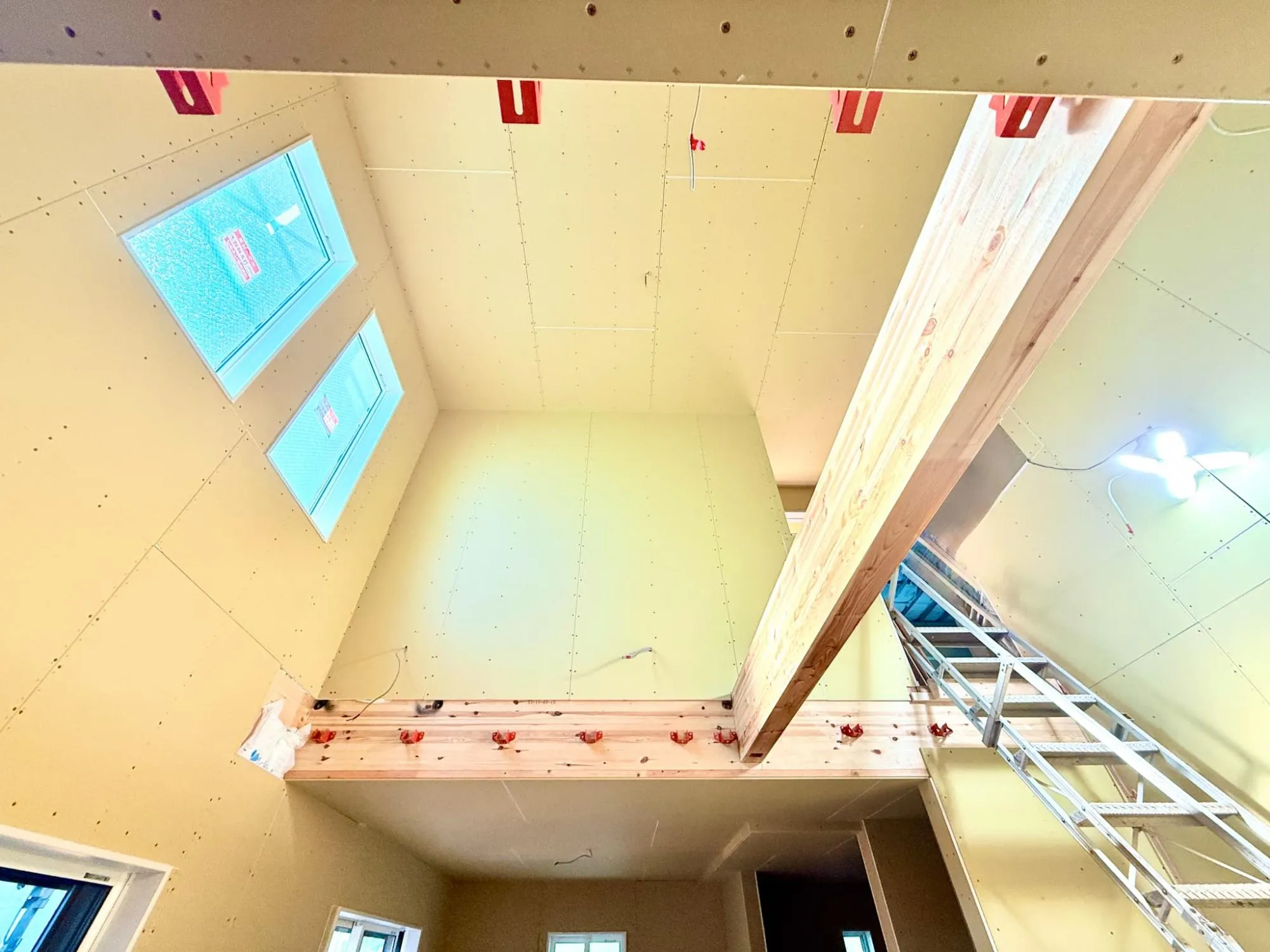 リビング上部吹抜