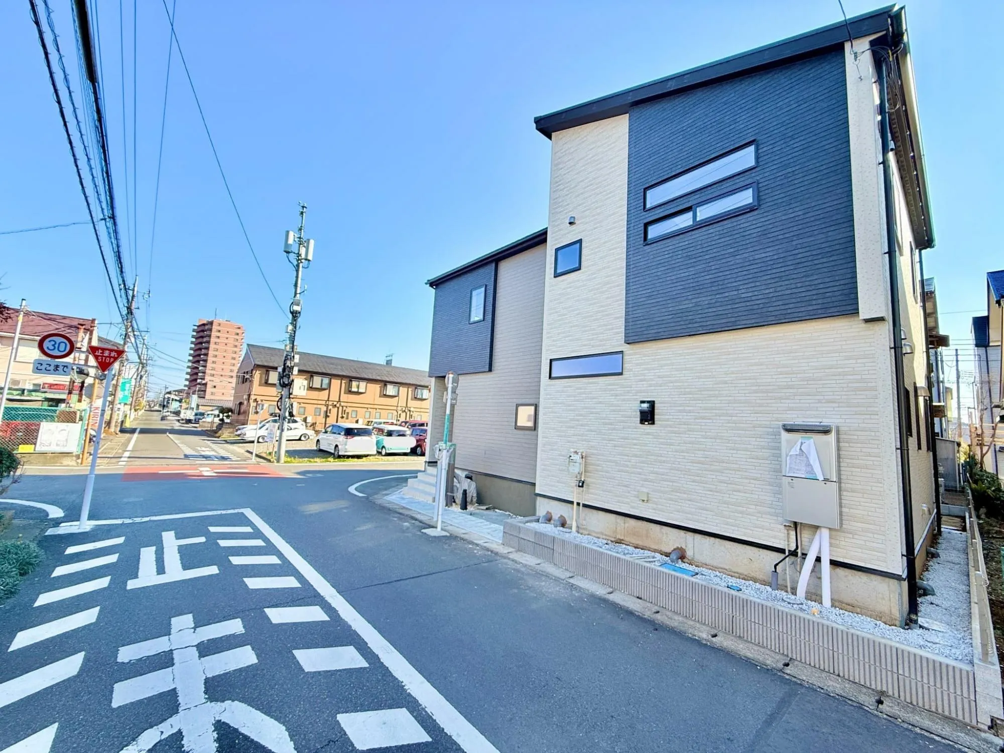 前面道路含む現地写真