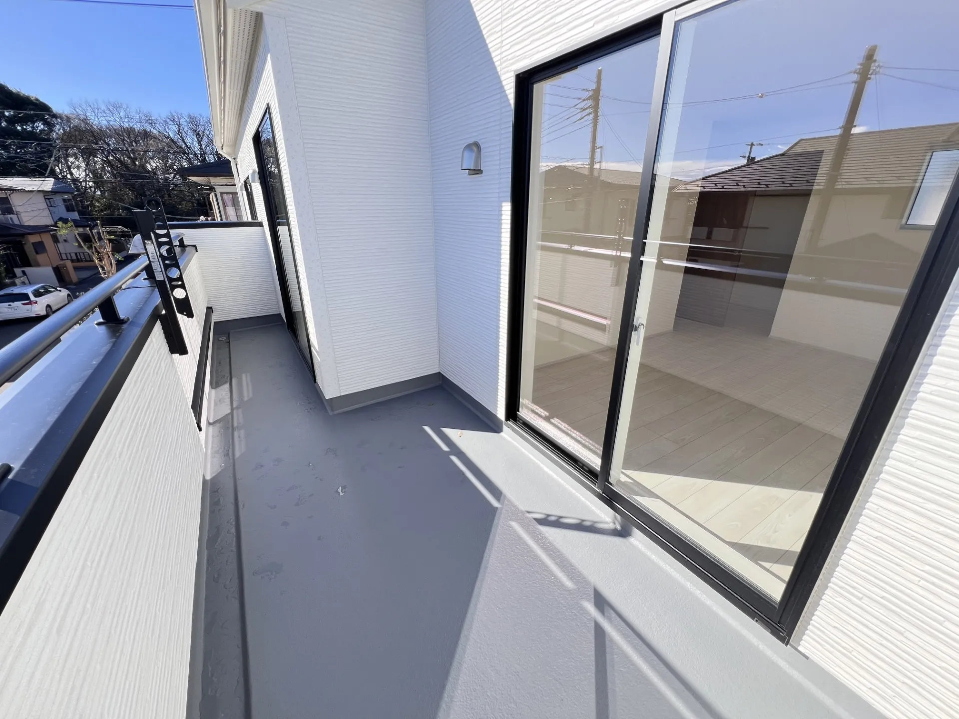 【バルコニー】