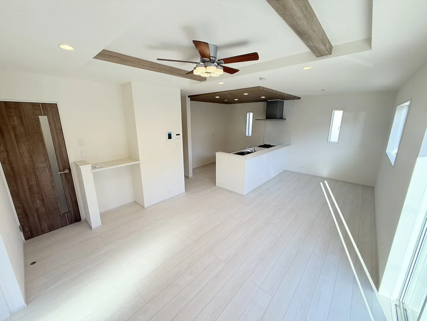 【18.0帖/リビング】