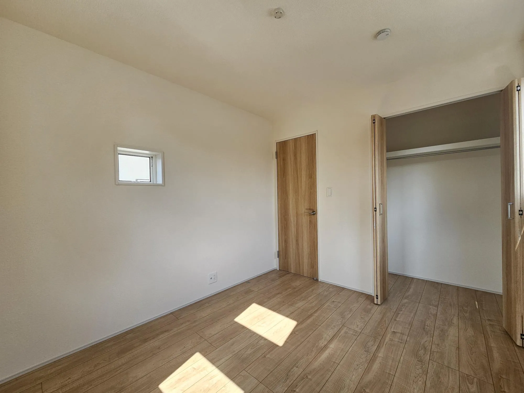 1号棟　洋室②(5.25帖)