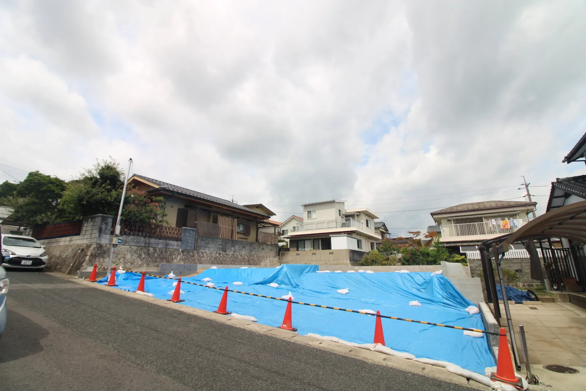 前面道路から見た宅地