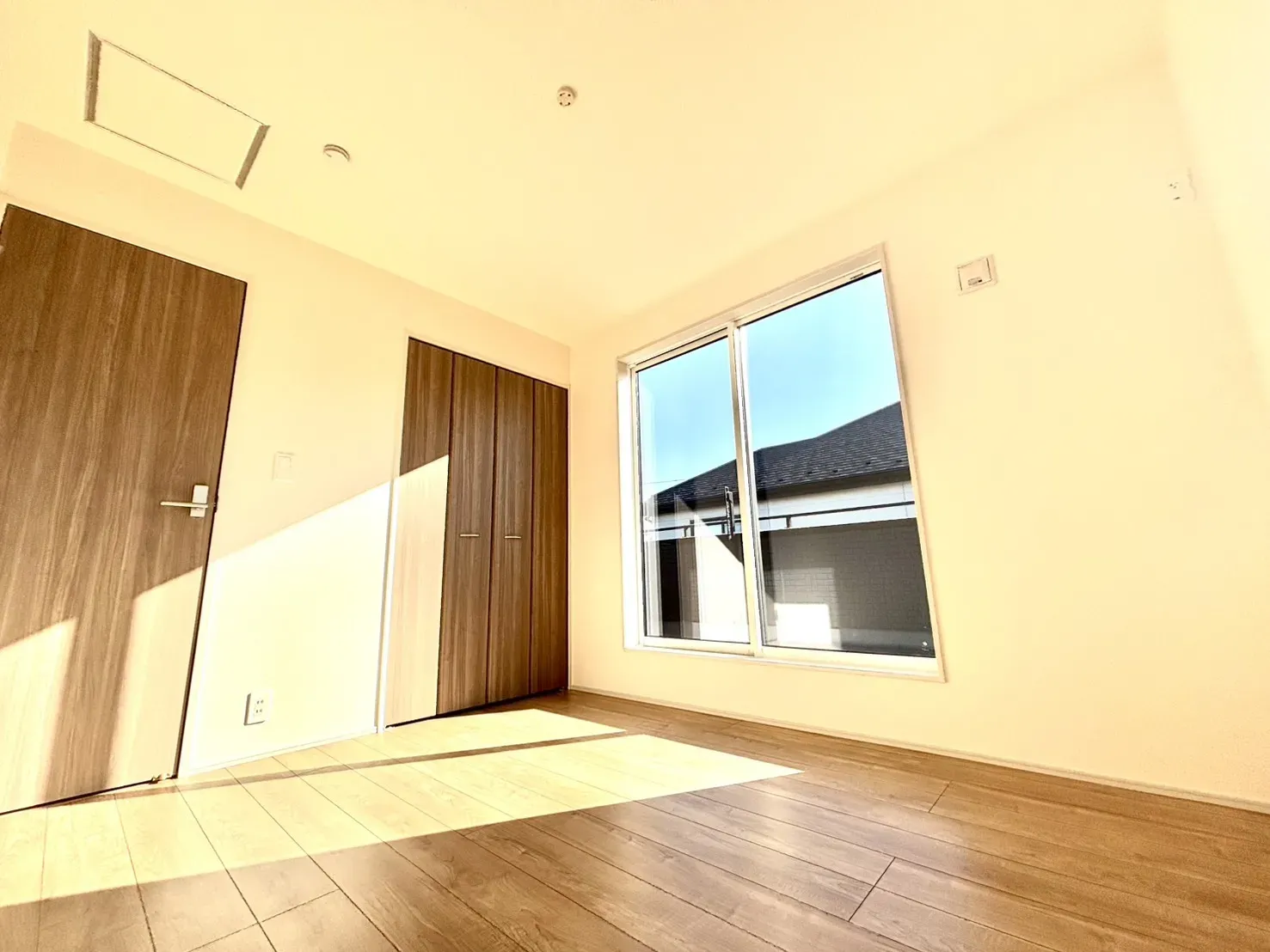 ②号棟リビング以外の居室