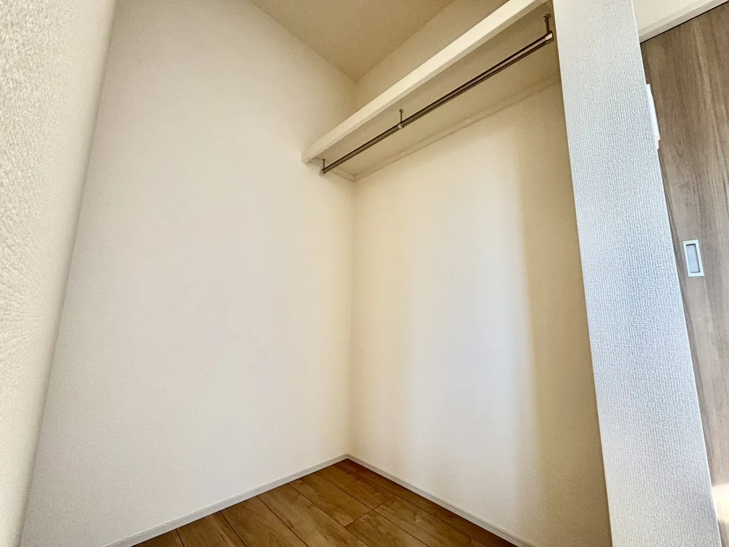②号棟ウォークインクローゼット